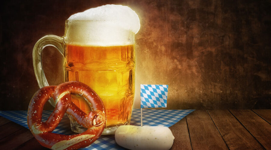 Oktoberfest: Origini, Tradizioni e Drink Simbolo