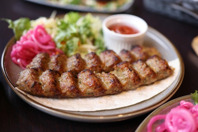 Kebab turco tradizionale con carne grigliata