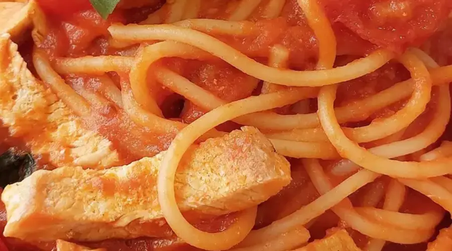 Cucina Italiana: Ricette Tradizionali, Pasta e Sapori del Belpaese